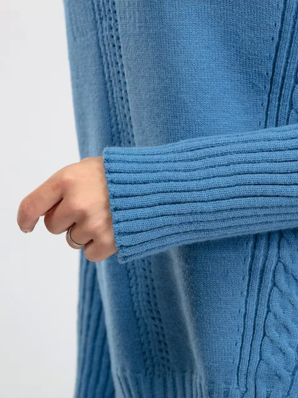 Scarlett - Elegancki sweter z wysokim kołnierzem i luźne spodnie