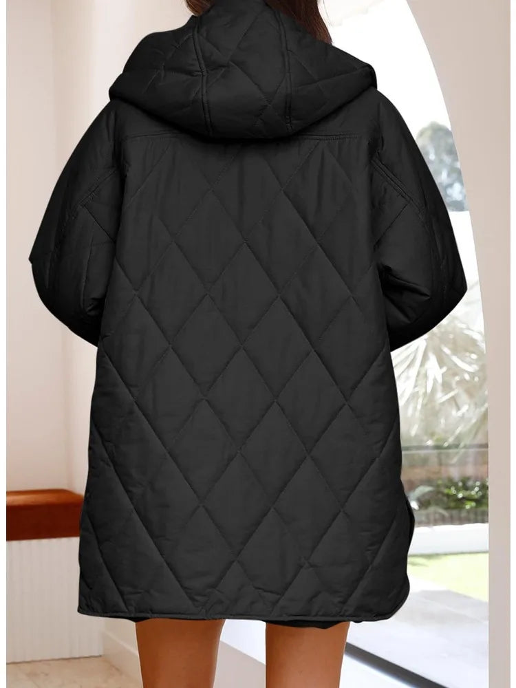 Aria - Pikowany Oversized Płaszcz z Kapturem-15365420810565-Helena i Kasia Warszawa