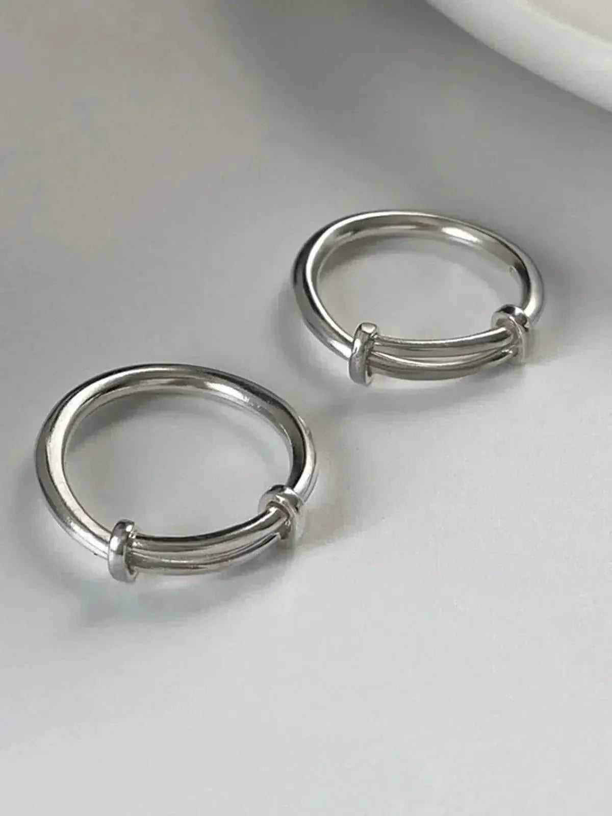 Auressa – Minimalistyczny design – Regulowany pierścionek-15216212377925-Helena i Kasia Warszawa
