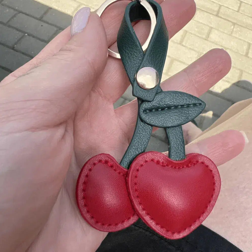 Cherry – Zabawny wzór wiśni – Zawieszka do torebki-15216242065733-Helena i Kasia Warszawa