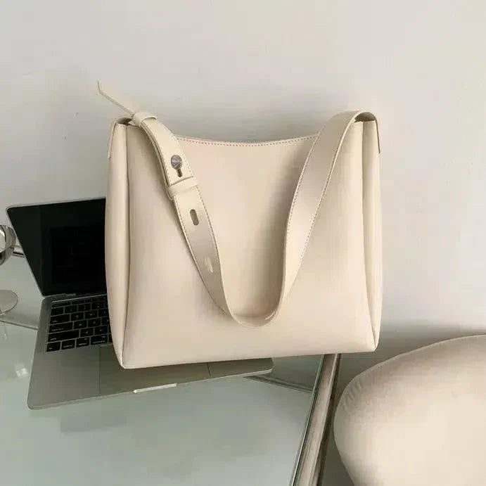 Elina – Ponadczasowy, elegancki styl – Torba na ramię-15216237773125-Helena i Kasia Warszawa