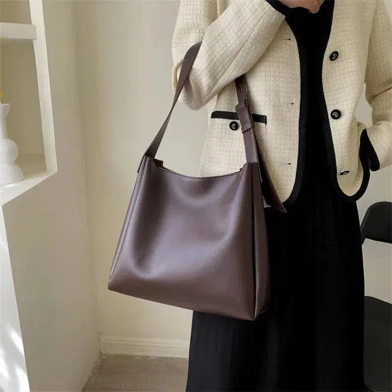 Elina – Ponadczasowy, elegancki styl – Torba na ramię-15216237773125-Helena i Kasia Warszawa