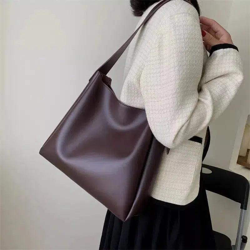 Elina – Ponadczasowy, elegancki styl – Torba na ramię-15216237773125-Helena i Kasia Warszawa