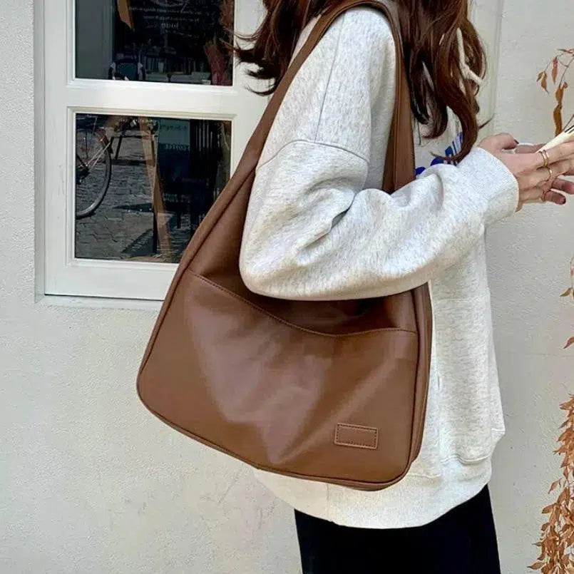Isadora – Wszechstronny, elegancki styl – Torba na ramię-15216239378757-Helena i Kasia Warszawa