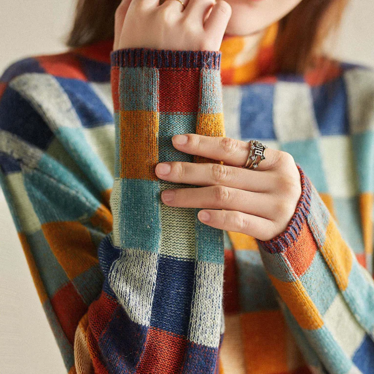 Isla - Przytulny Retro Sweter-15374250279237-Helena i Kasia Warszawa