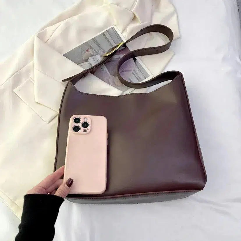 Julia – Elegancki styl na co dzień – Torba na ramię-15216239247685-Helena i Kasia Warszawa