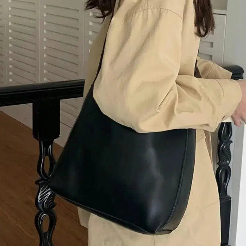 Julia – Elegancki styl na co dzień – Torba na ramię-15216239247685-Helena i Kasia Warszawa