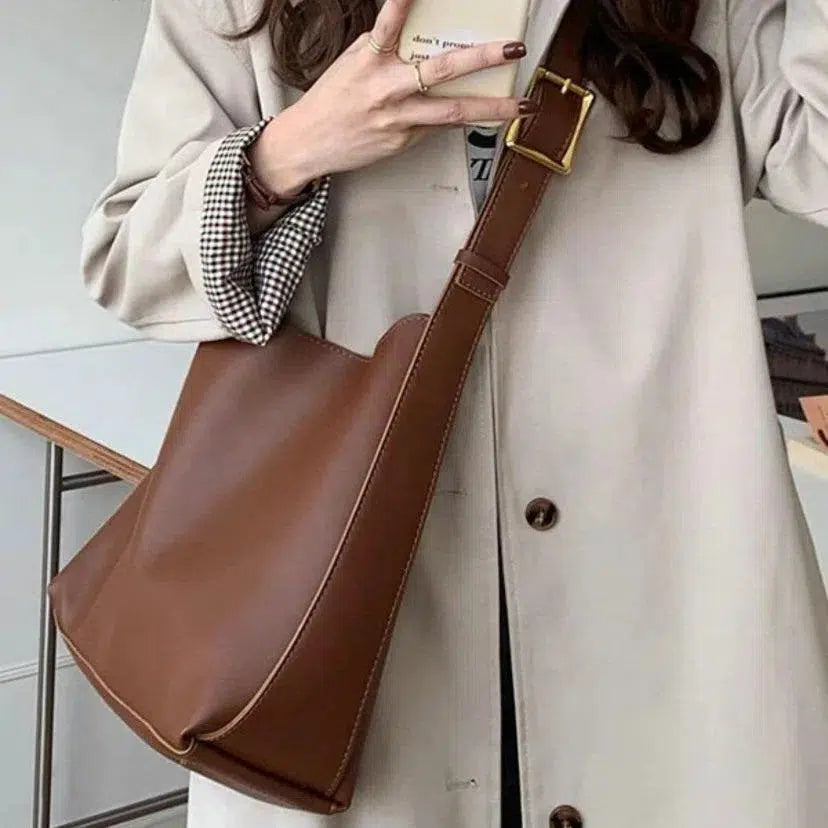 Julia – Elegancki styl na co dzień – Torba na ramię-15216239247685-Helena i Kasia Warszawa