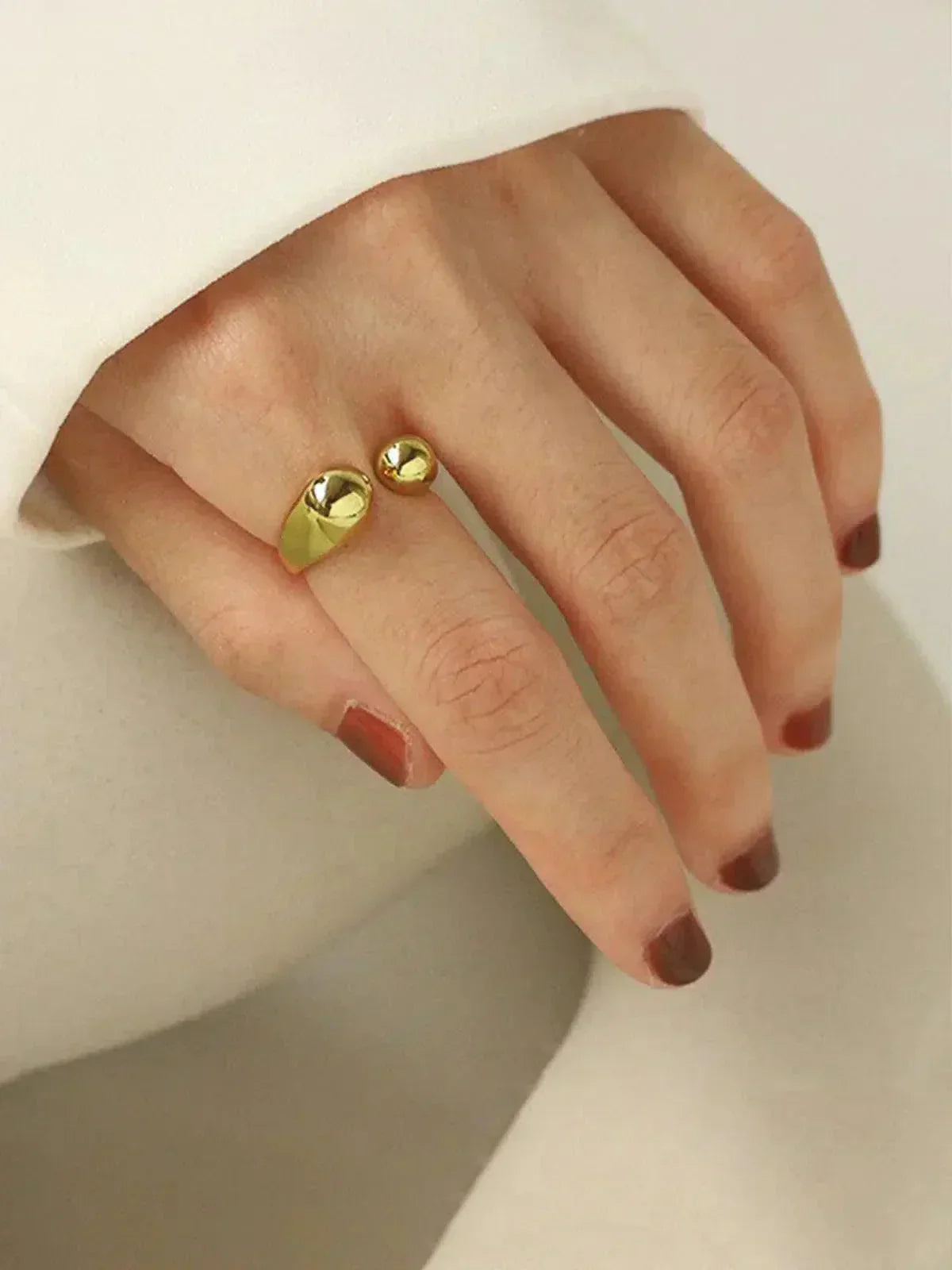 Noxara – Minimalistyczny design – Pozłacany pierścionek-15216211853637-Helena i Kasia Warszawa