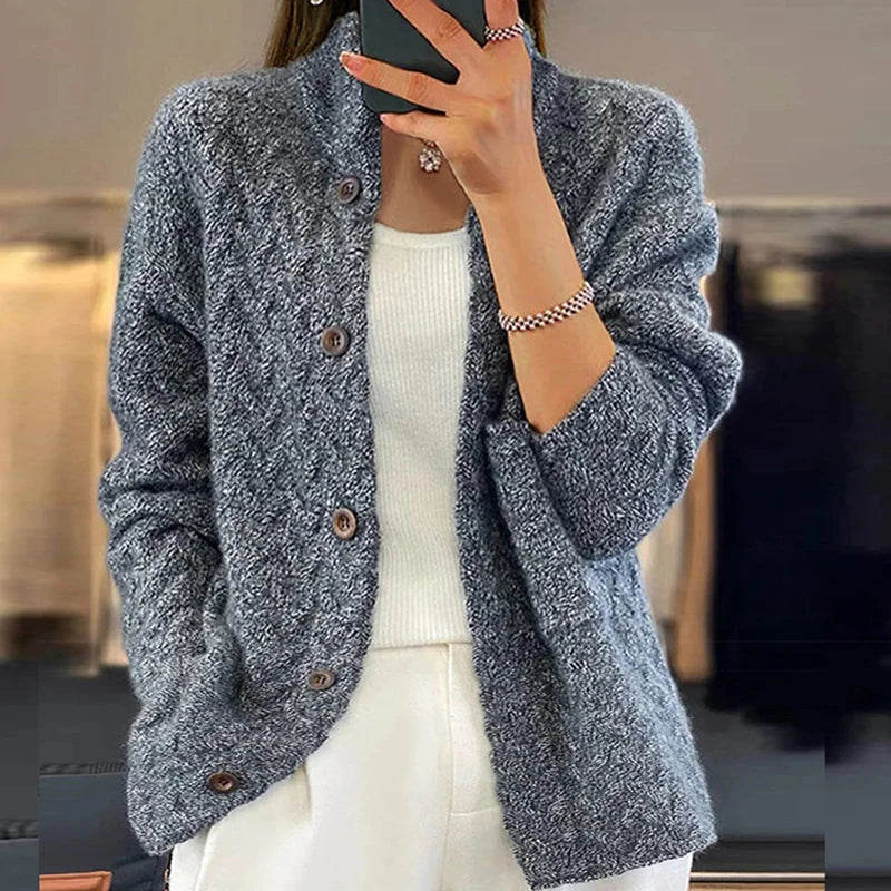 Sweter Diana — Klasyczny splot w warkocze-15382393454917-Helena i Kasia Warszawa