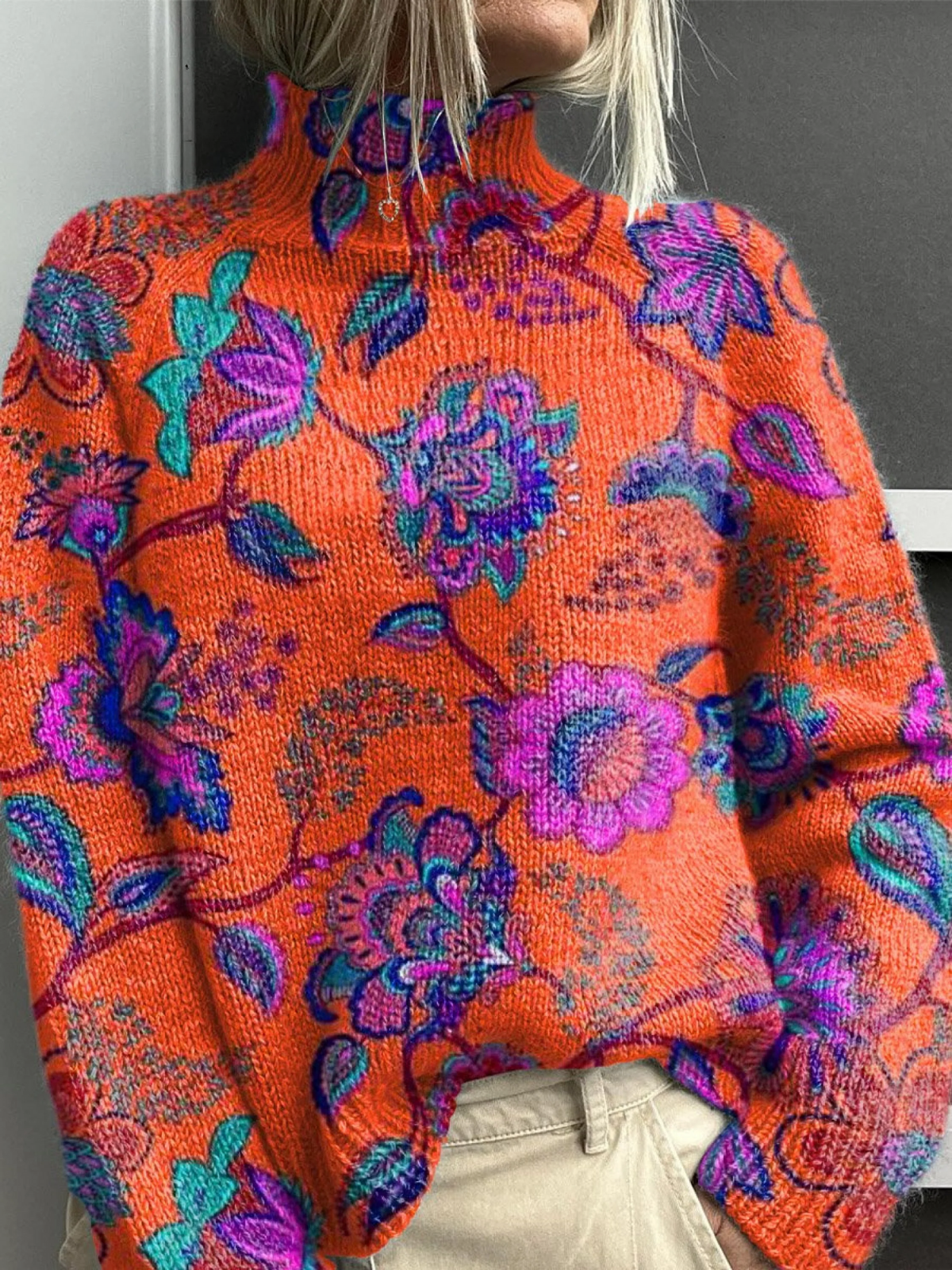 Zarline - Damski Sweter z Kwiatowym Wzorem i Golfem-15365233901893-Helena i Kasia Warszawa